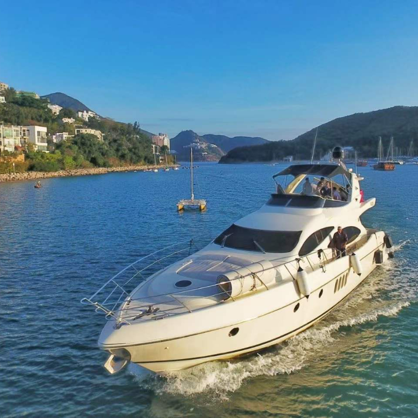 意大利游艇Azimut 70呎 Lou Lou